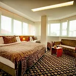 Hotel The North 3*