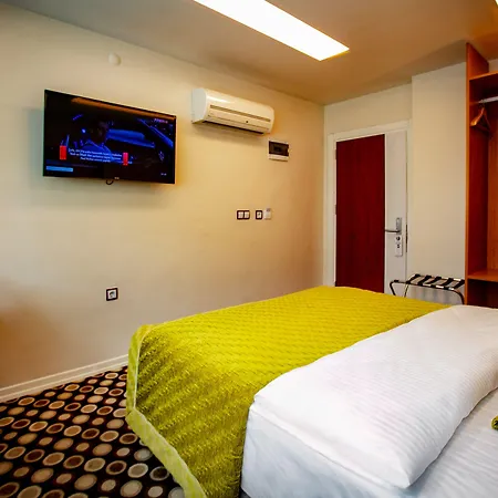 The North Hotel 3*