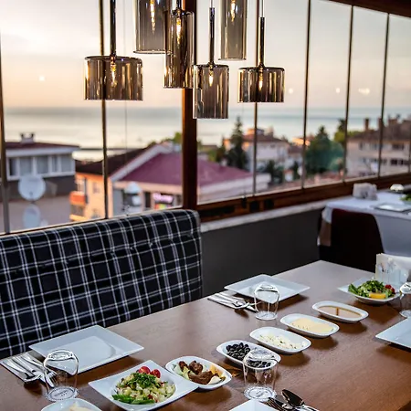 The North Hotel 3*