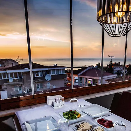 The North Hotel 3*